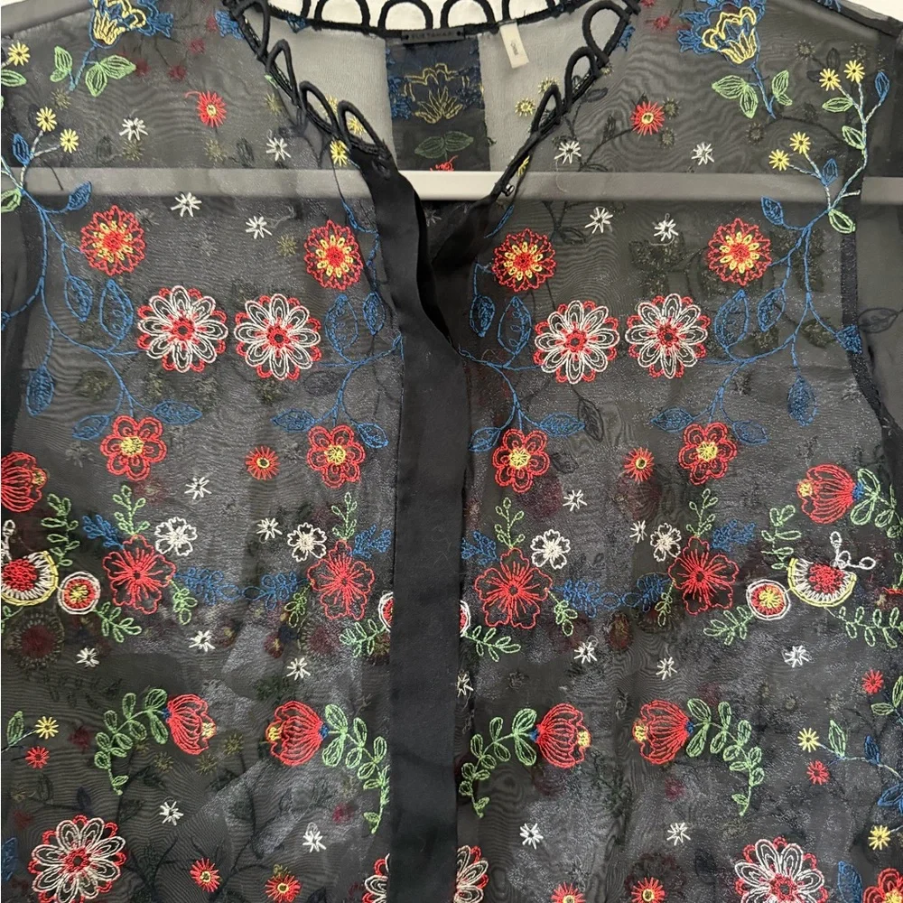 Elie Tahari Reina Embroidered Sheer Blouse size xs - Picture 7 of 13